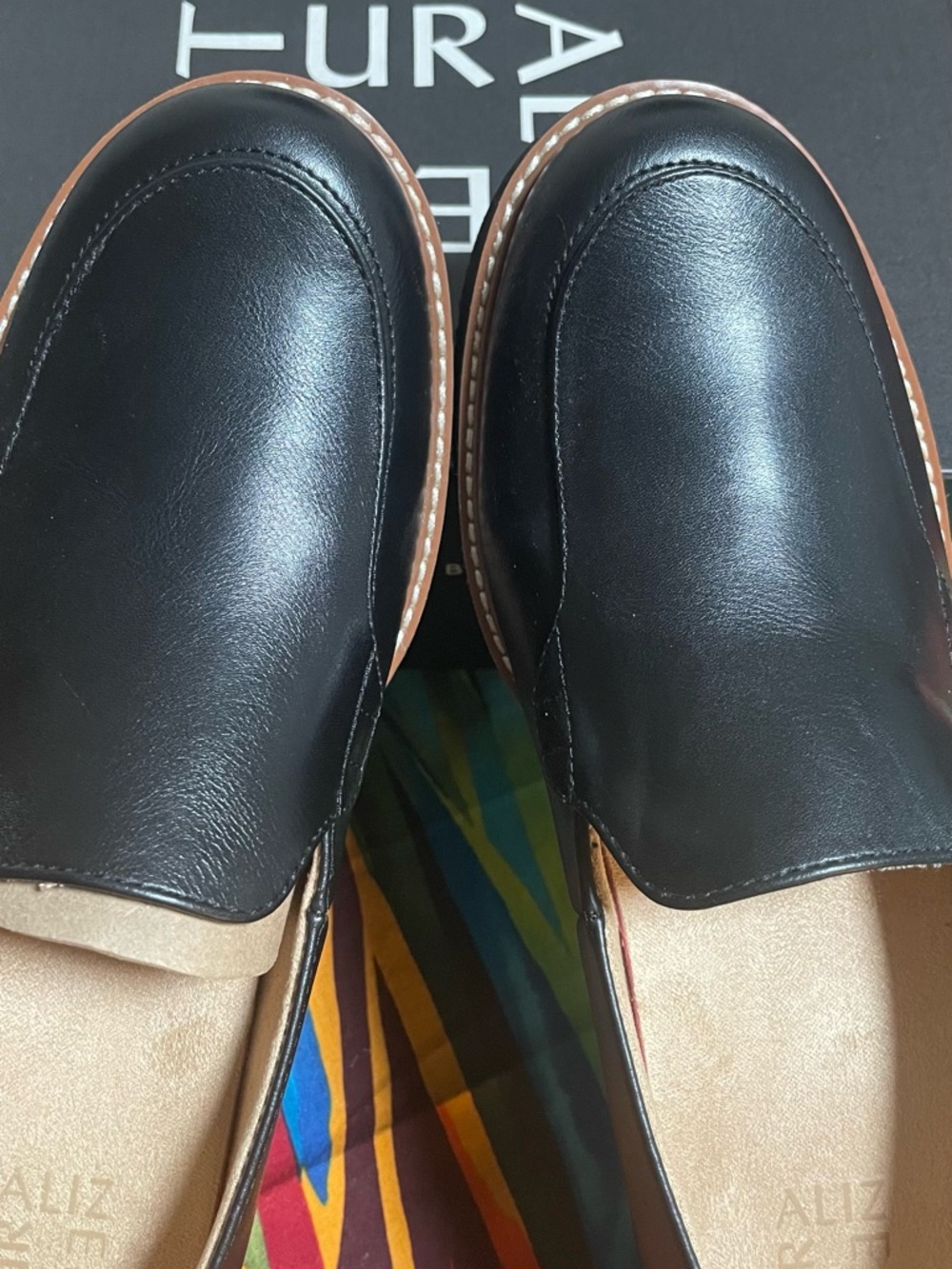 Naturalizer Black Leather Women's Slip-On Loafers